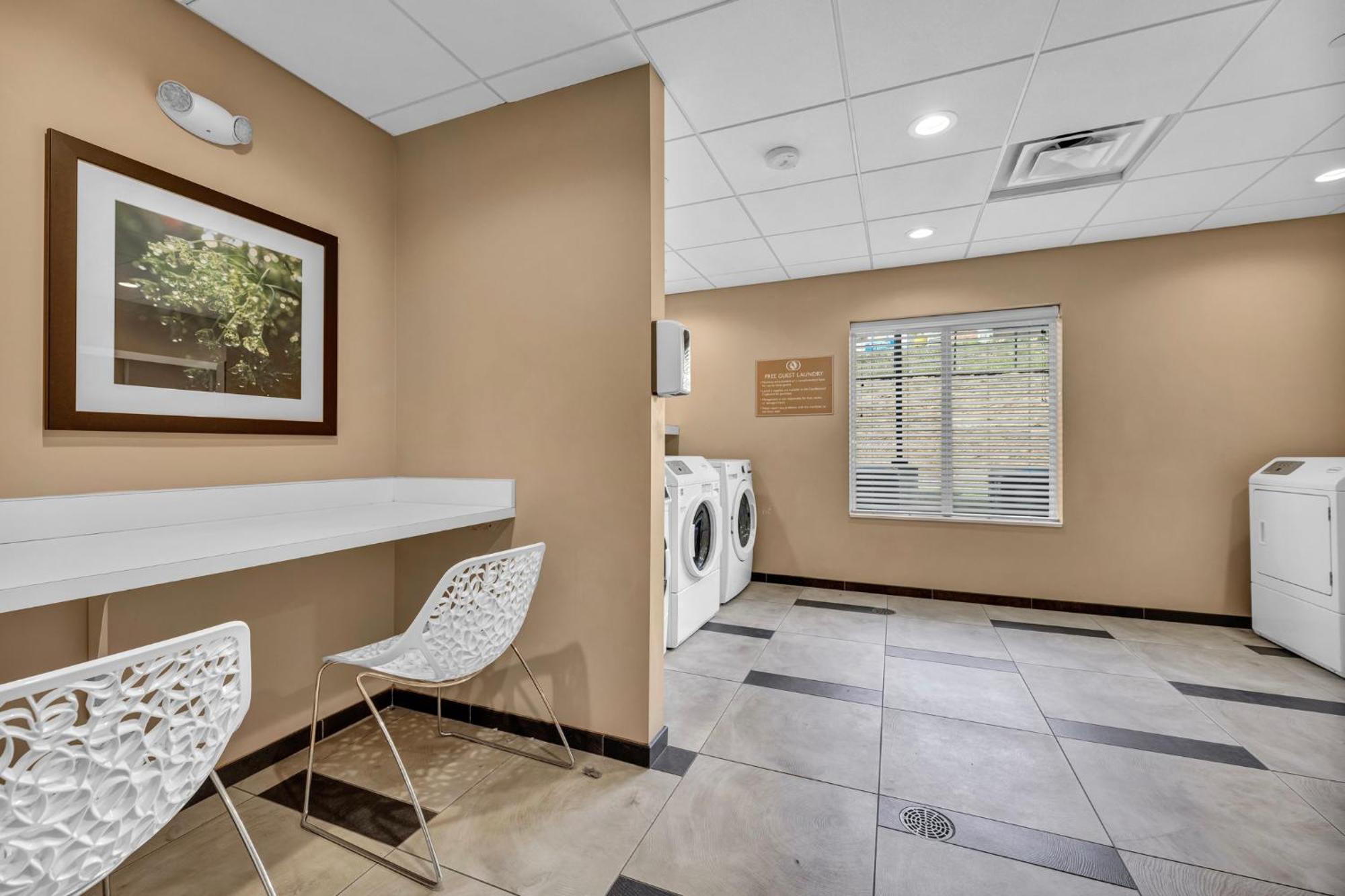 Candlewood Suites - Dumfries - Quantico By Ihg Экстерьер фото